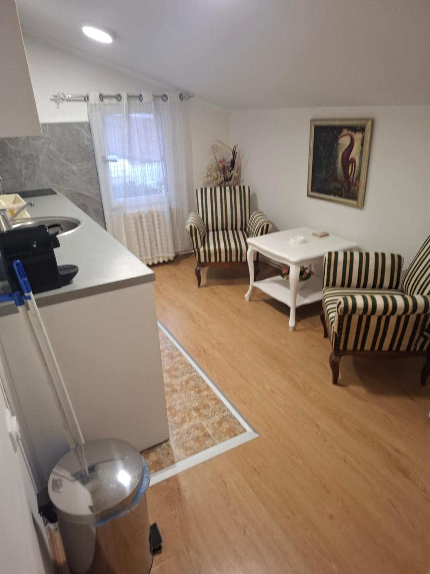 Apartment Sleep'N Drive Белград Номер фото